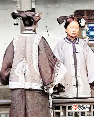 【爱历史】清朝女子的彩色老照片，图5是穿戴华丽的“富婆”