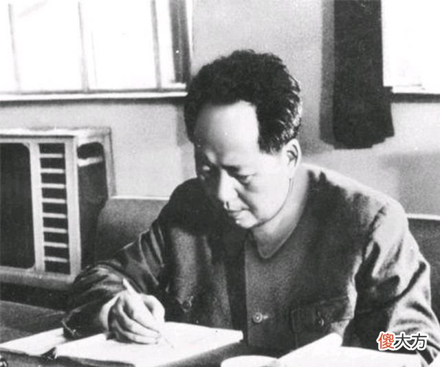 【历史故事】张自忠殉国！毛主席为他题写“尽忠报国”，大气宏伟，气势非凡