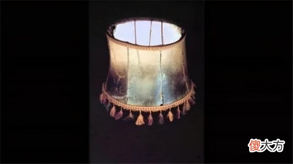 【历史故事】她是真正的纳粹女魔头,用人皮做灯罩,被称“人皮夫人”