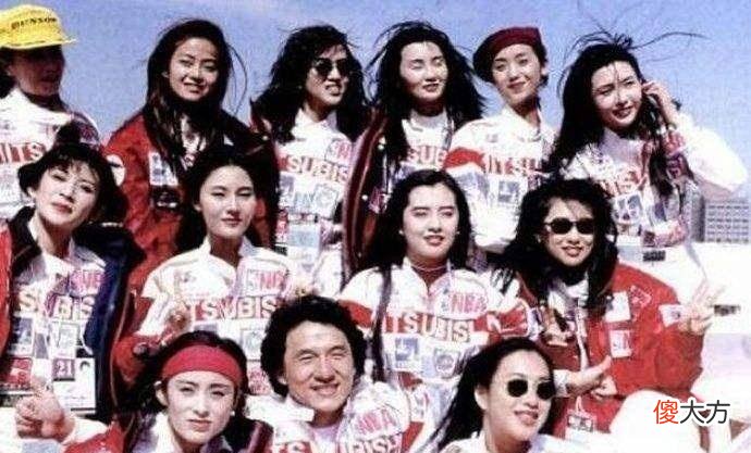 【就爱时尚】90年代港星的时尚印花裙，周冬雨最适合穿印花裙的女人