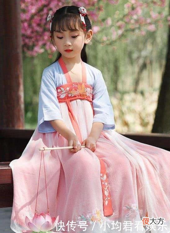 【历史故事】曹操要杀孔融，7岁小女儿说了8个字，流传至今