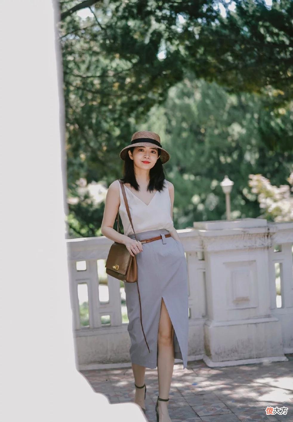 【时尚一点】聪明的女人都知道，别穿这“3裙2裤1鞋”，会拉低自己的气质