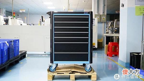 【时尚一点】SCARToolHaul 篇十七：工具党的终极德味工具车 - 哈蔡特 Hazet Assistent 179 N 七抽柜工具车首发开箱