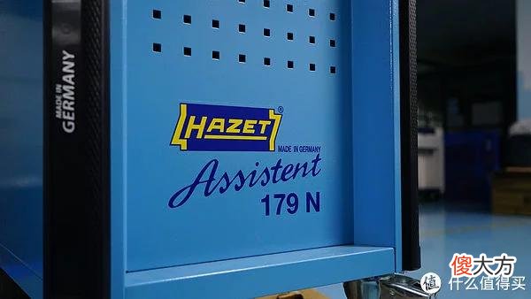 【时尚一点】SCARToolHaul 篇十七:工具党的终极德味工具车 - 哈蔡特 Hazet Assistent 179 N 七抽柜工具车首发开箱