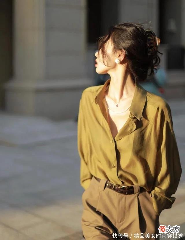 【时尚一点】穿衣服的最高境界是“极简化”，学会这3招，高级气质永相随