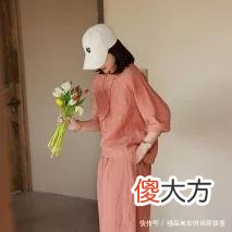 【时尚一点】穿衣服的最高境界是“极简化”，学会这3招，高级气质永相随