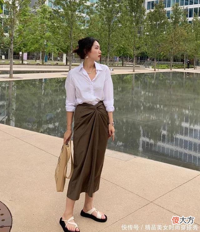【时尚一点】穿衣服的最高境界是“极简化”，学会这3招，高级气质永相随
