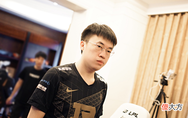 【游戏世界】RNG冲击复活甲，WE冲击首胜！这一天的LPL有点精彩