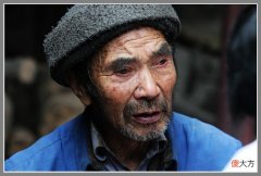 【爱历史】18岁那年他做了逃兵，91岁仍被指责，无奈拿出一张纸潸然泪下