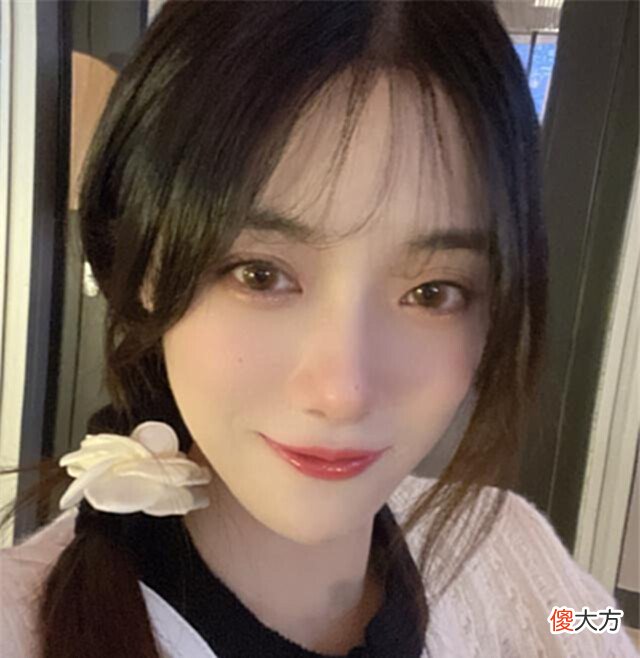 【游戏世界】同样七夕红玫瑰,厂长和rookie大不同,小钰无奈:很有心但送错了