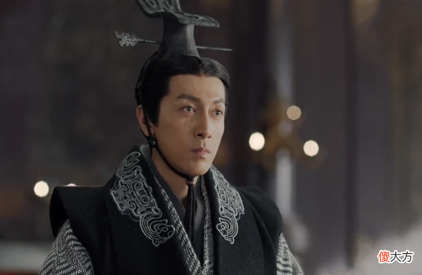 【历史故事】皇帝让宰相找公鸡蛋，宰相愁眉苦脸，三天后却被孙子一句话解决