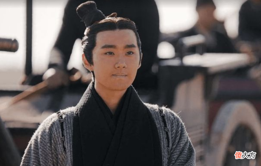 【历史故事】皇帝让宰相找公鸡蛋，宰相愁眉苦脸，三天后却被孙子一句话解决