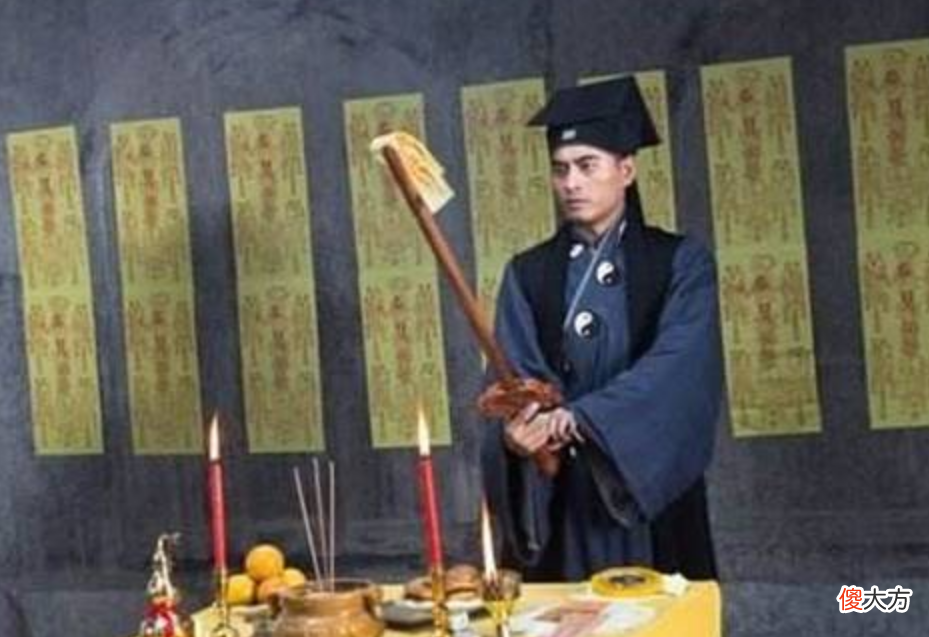 【历史故事】皇帝让宰相找公鸡蛋，宰相愁眉苦脸，三天后却被孙子一句话解决