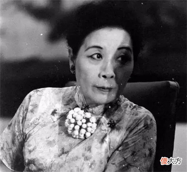 【历史故事】蒋介石死后，晚年的宋美龄在美国靠什么生活