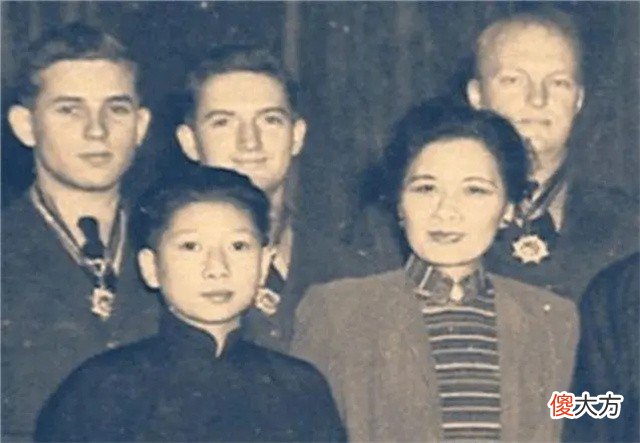 【历史故事】蒋介石死后，晚年的宋美龄在美国靠什么生活