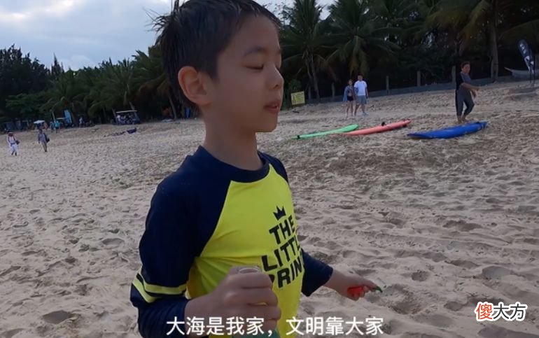 如果你有儿子，最好把他培养成“绅士”，而不是“暖男”