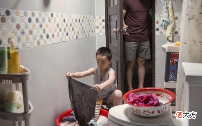 如果你有儿子，最好把他培养成“绅士”，而不是“暖男”