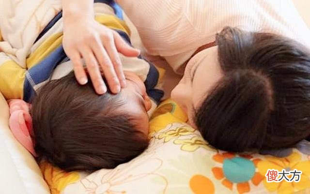 孩子到了一定年龄，宝妈要尽快安排分床睡，不然对孩子性格有影响