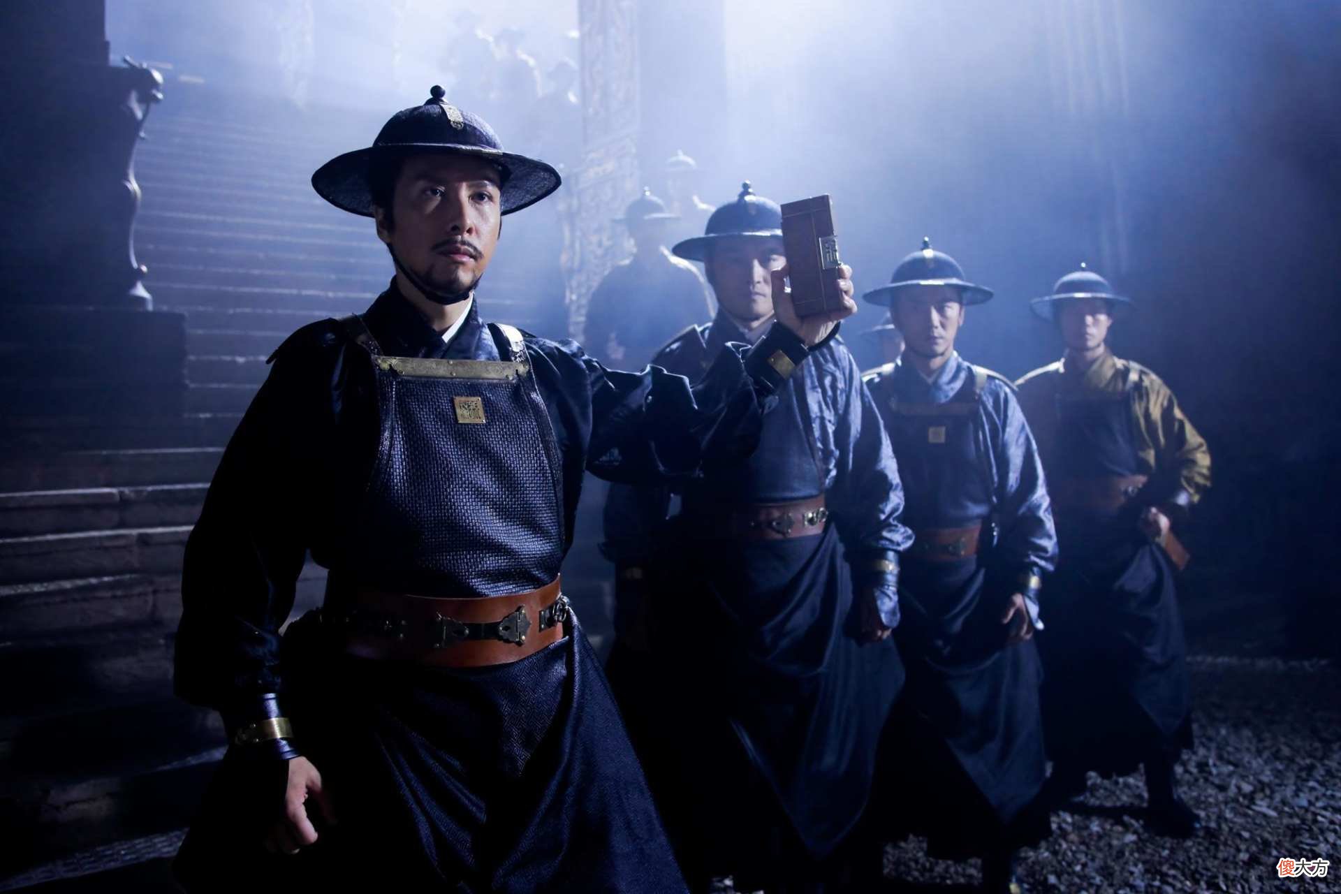【爱历史】明朝皇帝真的有这么昏庸么？如果真的如此，为何300年不亡？