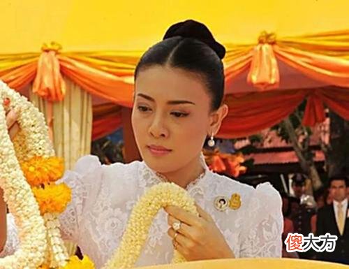 【历史故事】诗妮娜春天即将来临，王室后宫格局悄然生变，西拉米成为强大助力