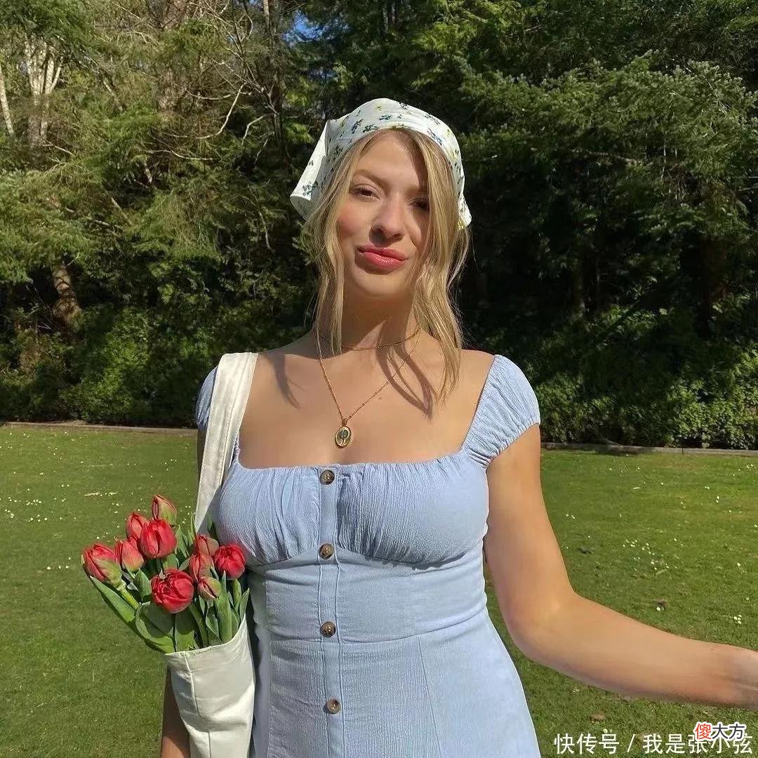 【时尚一点】真正见过世面的女人，用一条“丝巾”就可以搭出时髦优雅，好高级