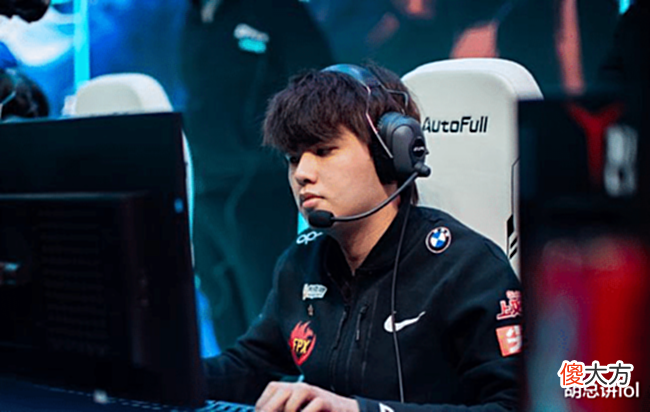 【游戏世界】LOL:前FPX选手自曝参与假赛,和Doinb关系很好,翔掌门难了