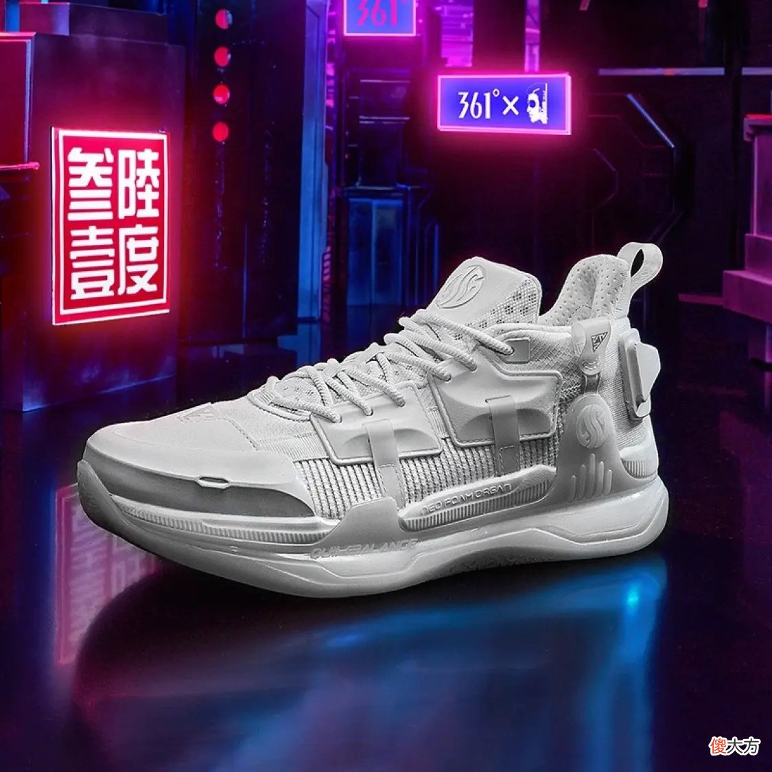 【就爱时尚】8月8日正式发售！361度AG1“高达之父”联名款来袭，售价有惊喜