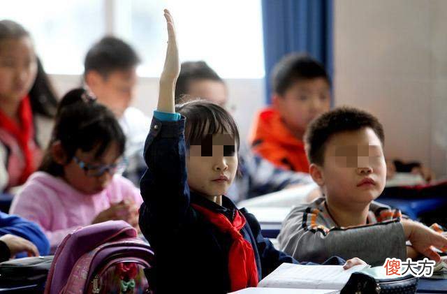 生在九月的孩子上学吃亏？晚一年上学的3个好处，家长要知道