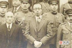 【爱历史】清朝末代皇帝溥仪，一生娶了5个妻子，却没有一个孩子