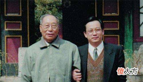 【爱历史】清朝末代皇帝溥仪，一生娶了5个妻子，却没有一个孩子