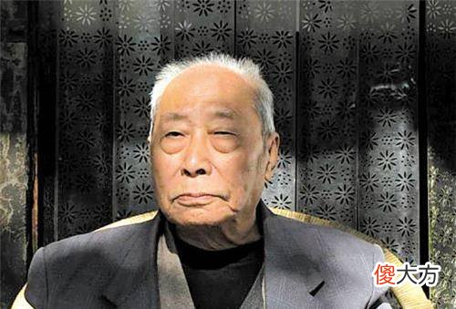 【爱历史】清朝末代皇帝溥仪，一生娶了5个妻子，却没有一个孩子