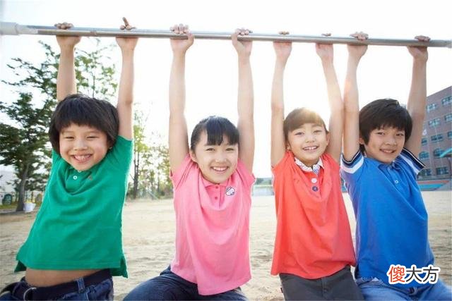 孩子骨骼线闭合前，身体会发出3个信号，别错过孩子最后长高机会