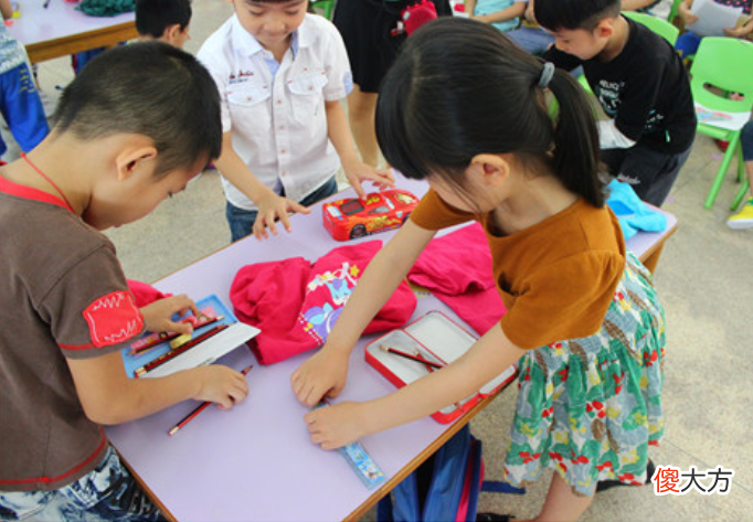 磨蹭是小学生的“统一行为”？他们是如何做到的？只有老母亲懂