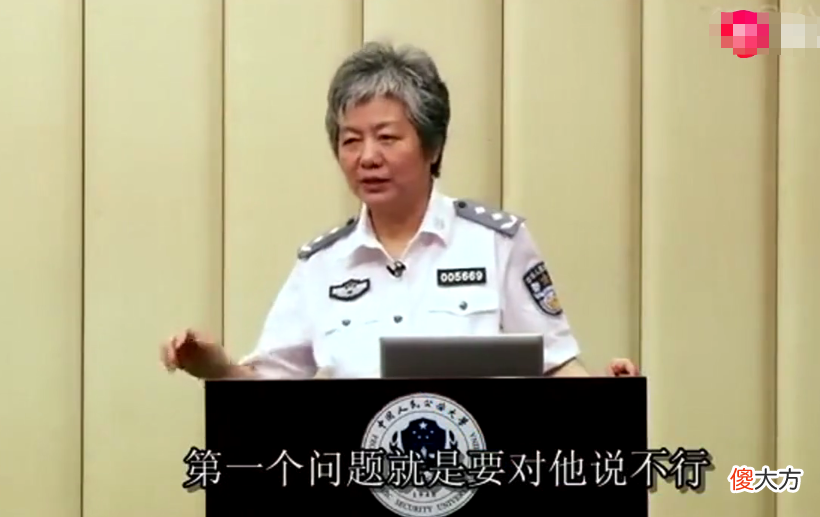 李玫瑾坦言：孩子出生头6年，家长管好这4件事，将来更容易成才
