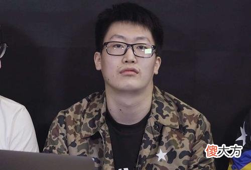 【游戏世界】力挺RNG！管泽元预测RNG零封PSG，粉丝听后慌了：全完了