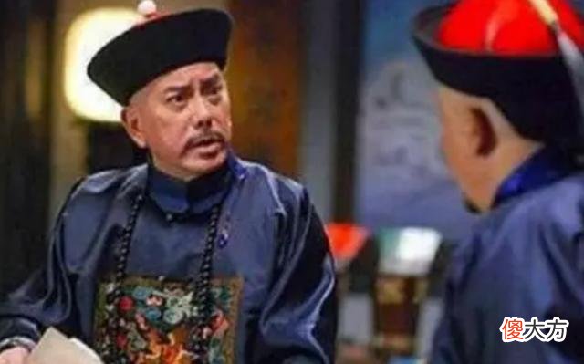 【爱历史】将军上厕所时看到一群蚂蚁，对士兵下令说：赶紧撤退，违令者斩。