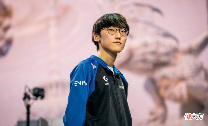 【游戏世界】ESPN最新排行DWG登顶！LCK、LPL包揽前七！RNG排名引发热议