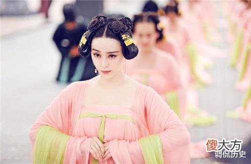 【历史故事】历史上那么多的女性权后，为什么唯独武则天坐上了皇位