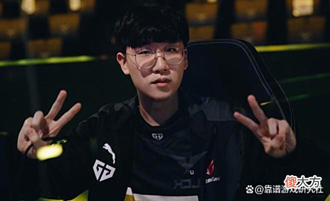 【游戏世界】LOL：快把Uzi抬上来，尺帝称打LPL下路不会输的，JDG复活甲要无了