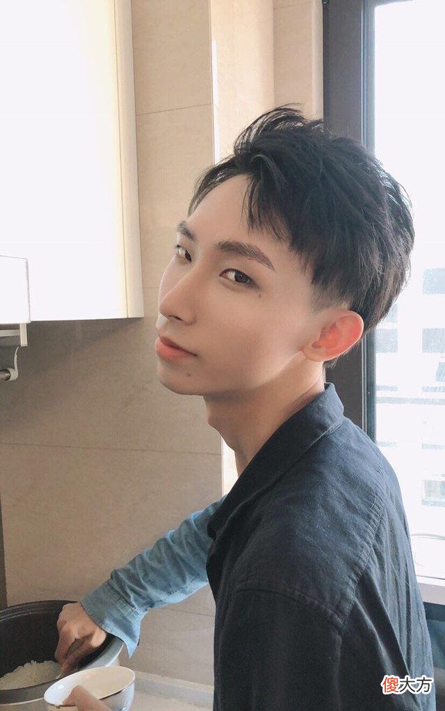 【游戏迷】同为顶级主播，为什么张大仙从不和梦泪开黑？得知原因：错怪他了