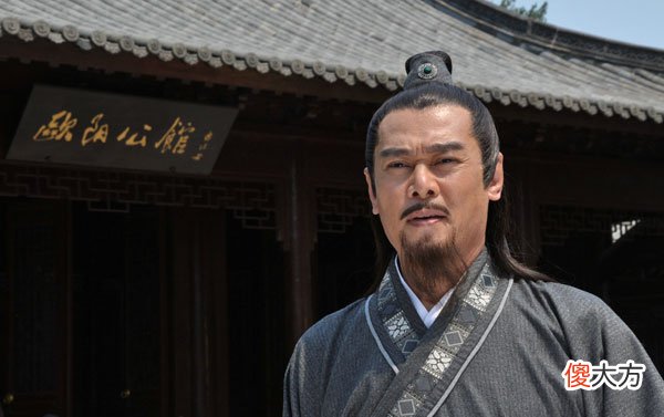 【爱历史】历史上唯一一个十一朝元老，真正的官场老油条，后世对其评价褒贬不一