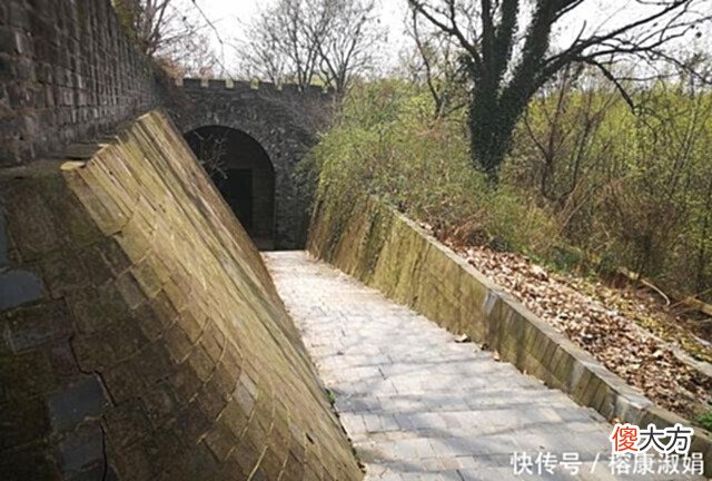 【爱历史】朱元璋八女儿墓出土,墓里面竟然有活人居住,这是怎么回事