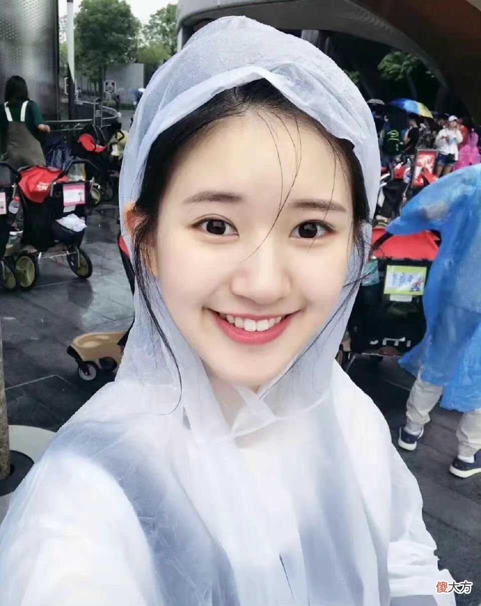 【时尚一点】最近不流行尖鼻子了，而是流行鼻头“肉肉”的！