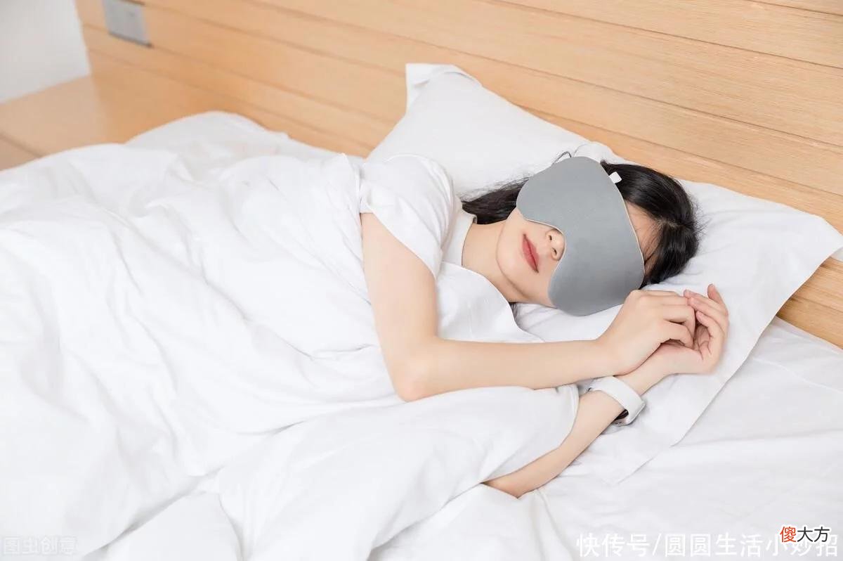 【时尚一点】黄金首饰你天天戴吗?这4种情况赶紧摘下来,否则首饰越戴越轻