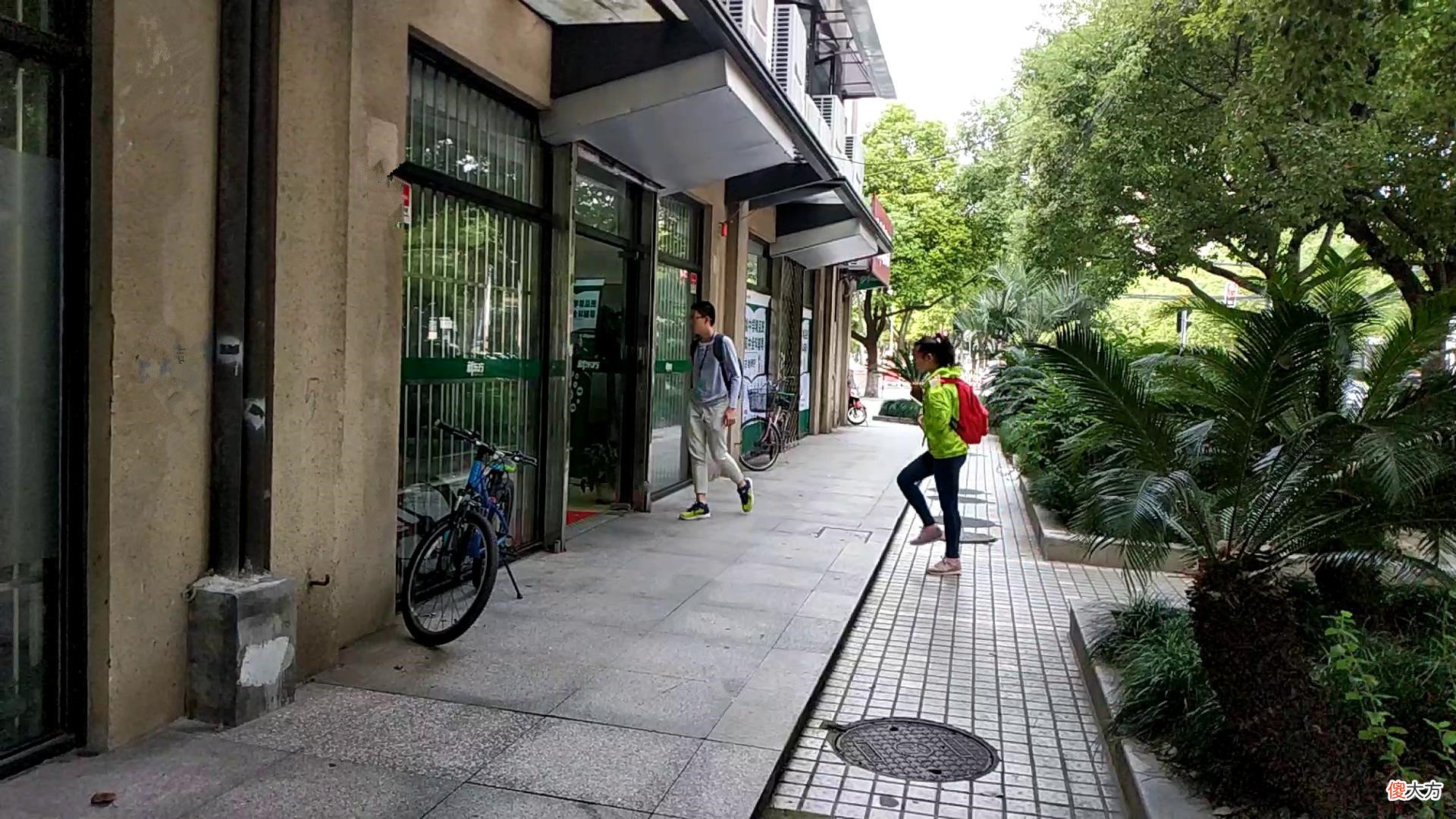 教育孩子，有些父母亲只会简单粗暴的打骂，应该如何改变？