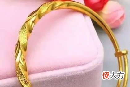 你会送婆婆哪个手镯 测你混得风生水起靠的是什么(图文)