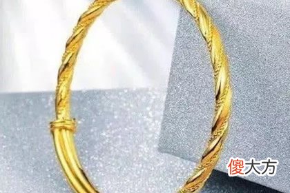 你会送婆婆哪个手镯 测你混得风生水起靠的是什么(图文)