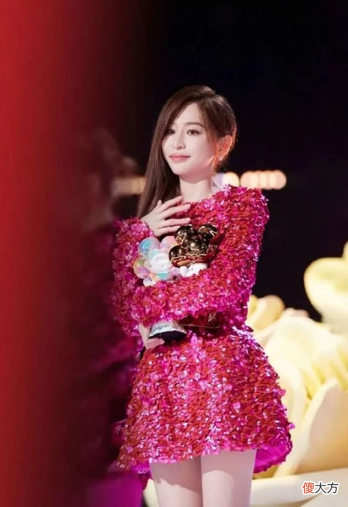 【就爱时尚】浪姐全员芭比粉亮相,王心凌夺冠阿娇美回巅峰,看点太多了!