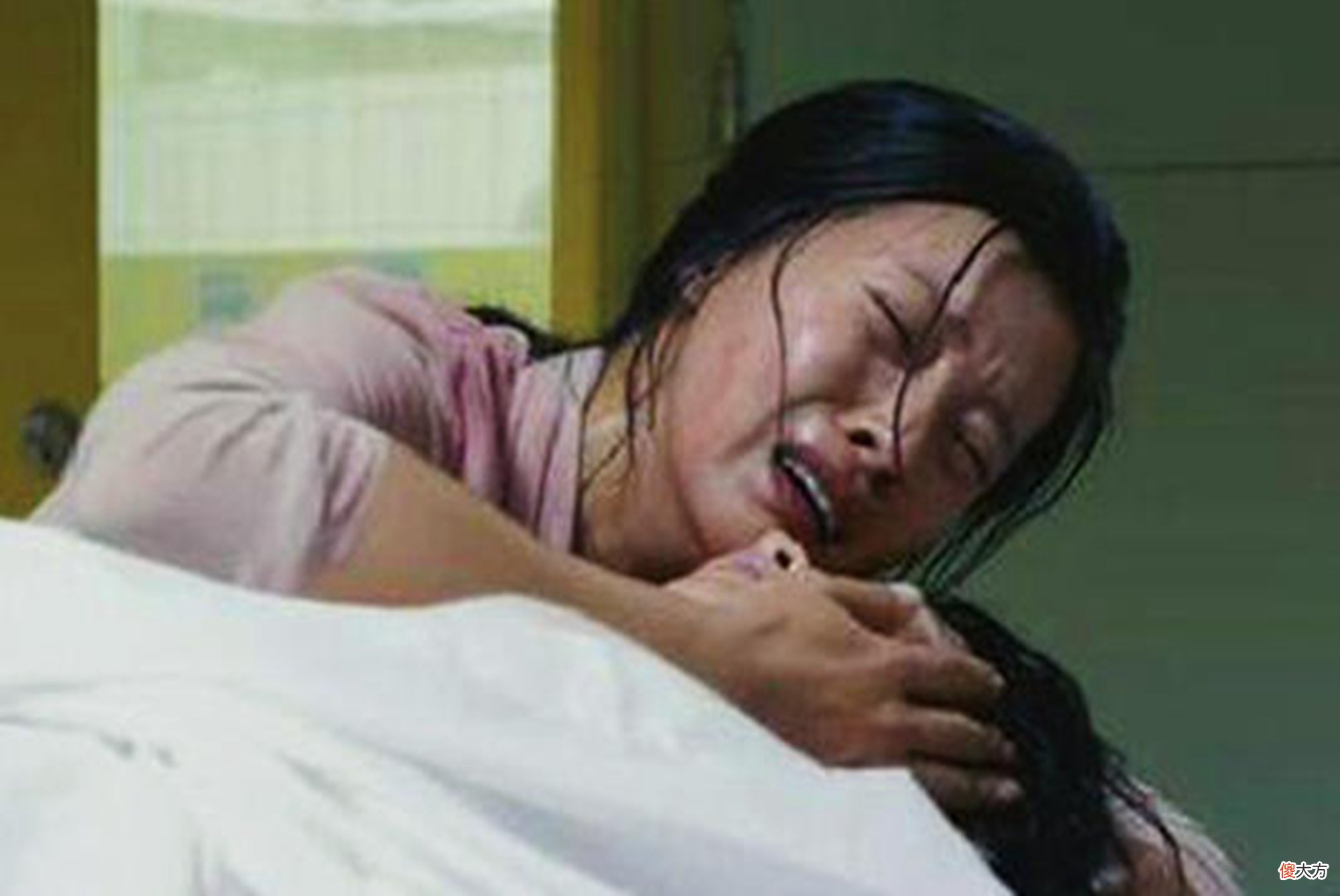 为什么说有条件的话，孩子一定得自己带？不单是为孩子安全着想