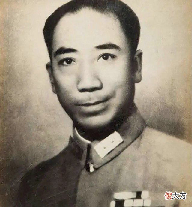 【历史故事】宴会上，戴笠盯着一名女眷询问是谁，沈醉吓出冷汗：那是属下妻子